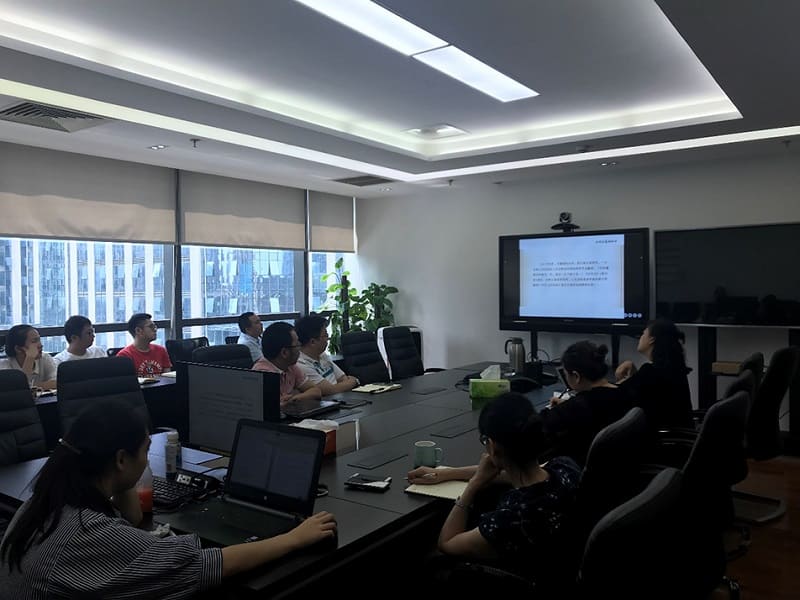 四川放心訂科技有限公司組織2018年(nián)合同法與營銷風(fēng)險培訓